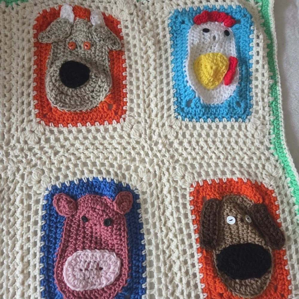 Granny‎ Square Crochet Aphgan Farm Zoo Animal 3D Baby Blanket Buttons